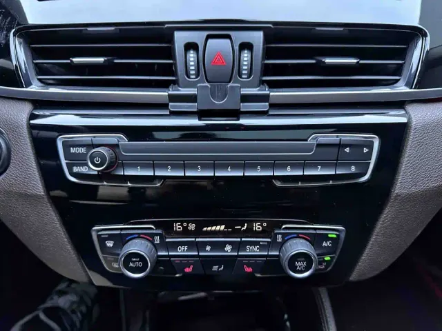 BMW X1 — Фото автомобиля 15