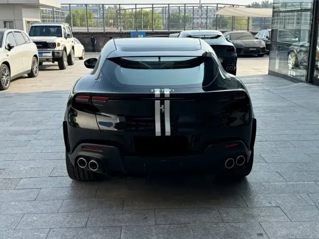 Ferrari Purosangue 2023 6.5L V12 — Фото автомобиля 8