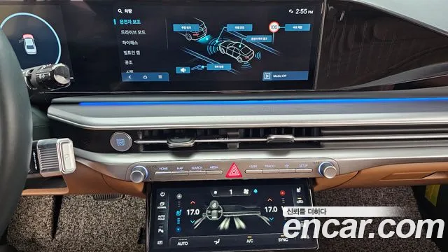 Hyundai Grandeur GN7 — Фото автомобиля 20