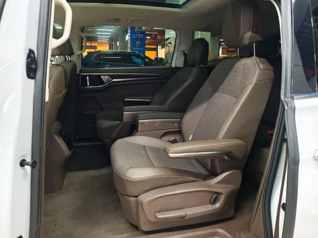 Volkswagen Viloran 2020 330TSI Business Edition — Фото автомобиля 6