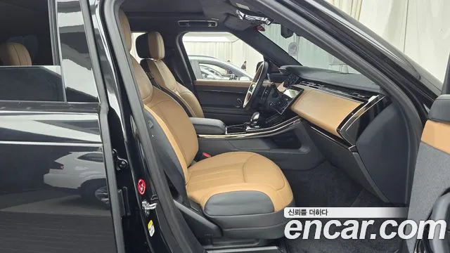 Land Rover Range Rover Sport — Фото автомобиля 25