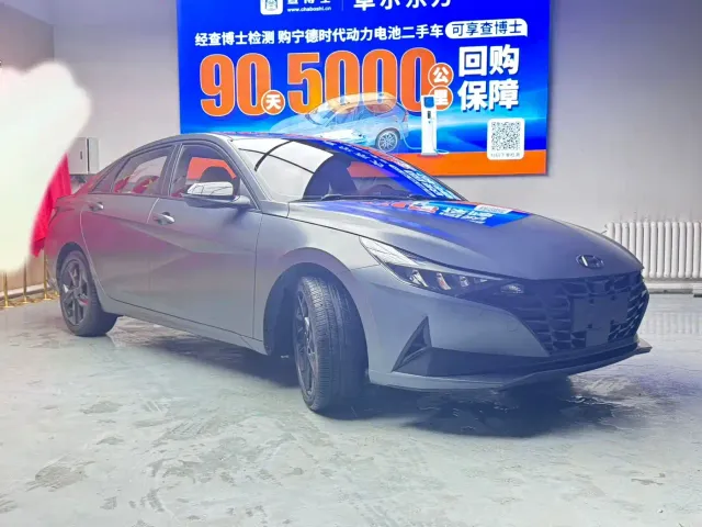 Hyundai Elantra — Фото автомобиля 3
