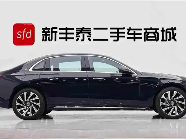 Mercedes-Benz E-Class — Фото автомобиля 3