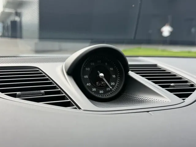 Porsche Panamera — Фото автомобиля 16