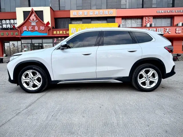 BMW X1 — Фото автомобиля 8