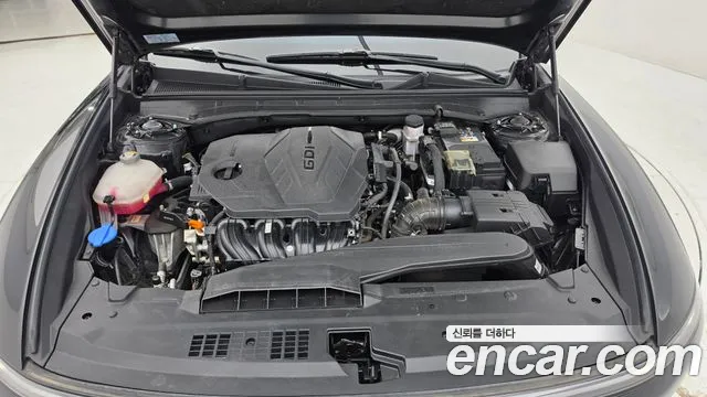 Hyundai Grandeur GN7 — Фото автомобиля 6