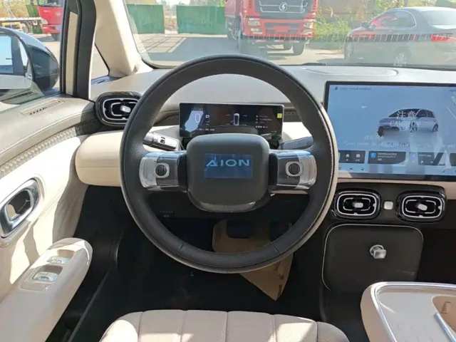 GAC Aion UT — Фото автомобиля 10