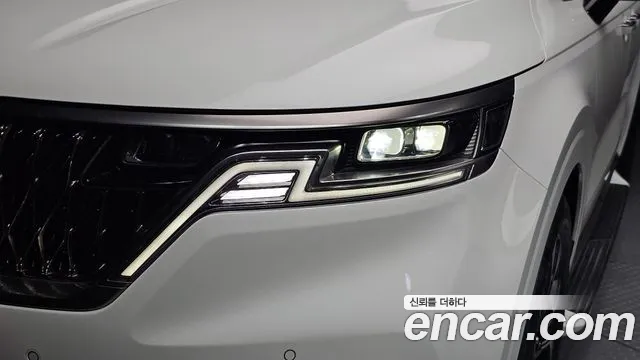 Kia Canival Carnival 4 поколение Бензин 9 мест Signature — Фото автомобиля 20