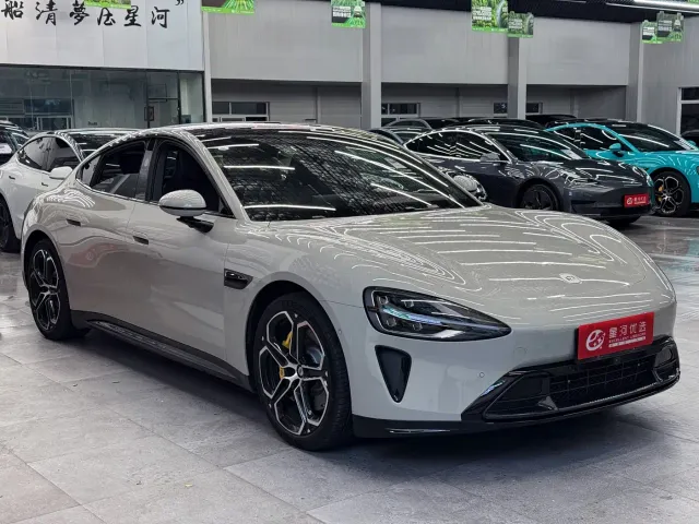 Xiaomi SU7 — Фото автомобиля 3