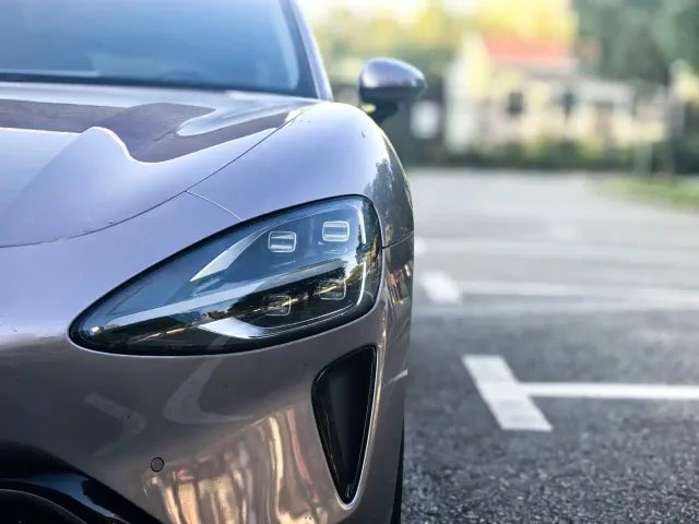 Xiaomi SU7 — Фото автомобиля 4