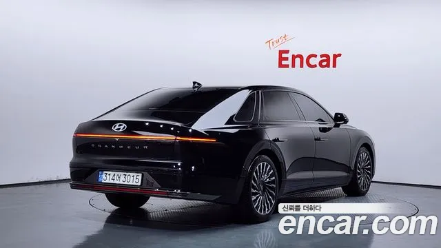 Hyundai Grandeur GN7 — Фото автомобиля 2