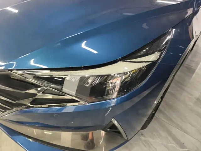 Hyundai Elantra — Фото автомобиля 23