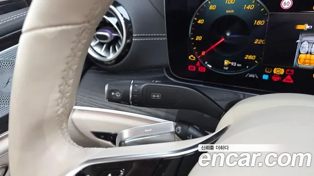 Mercedes-Benz CLS-Class — Фото автомобиля 28
