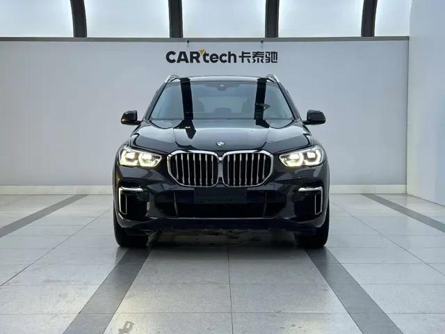 BMW X5 — Фото автомобиля 2