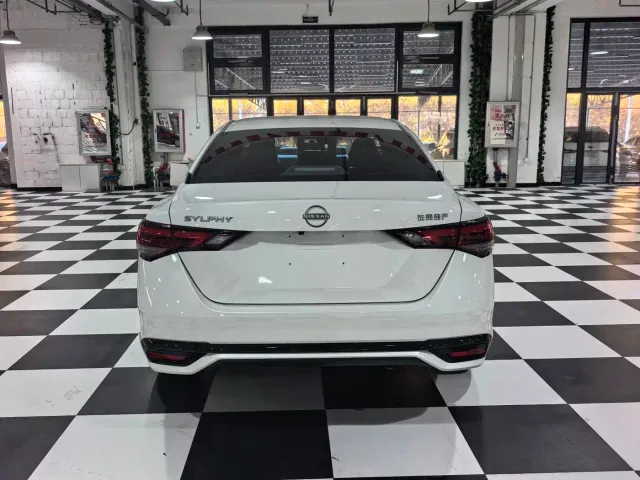 Nissan Sylphy — Фото автомобиля 17