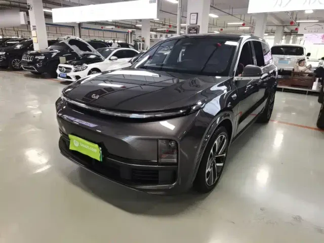 Фотография автомобиля — Li Auto L9