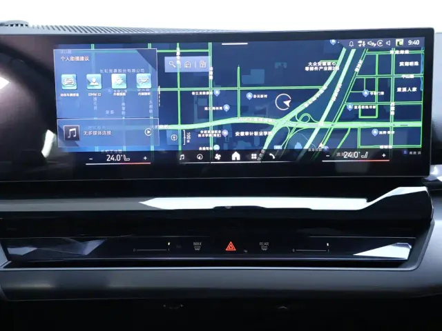 BMW 5 Series — Фото автомобиля 10