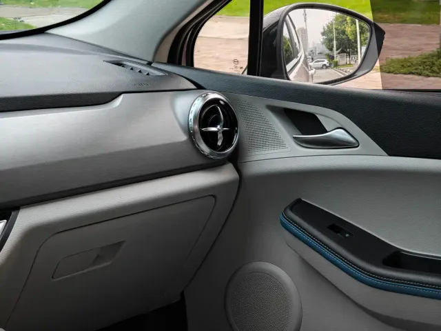 BYD Yuan Pro — Фото автомобиля 11