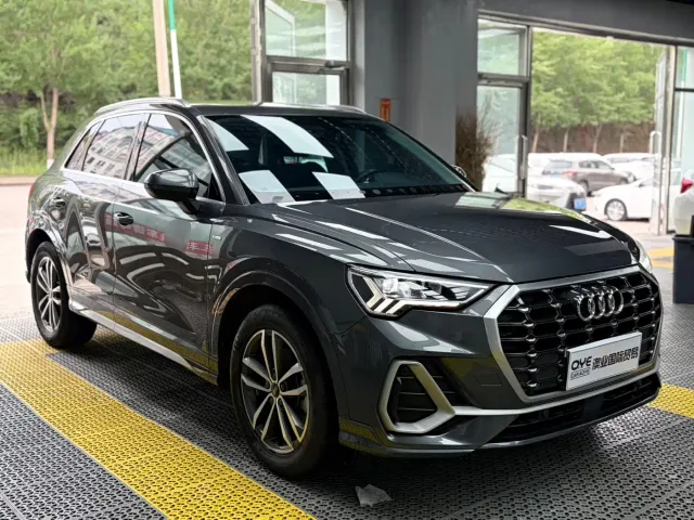 Audi Q3 — Фото автомобиля 3