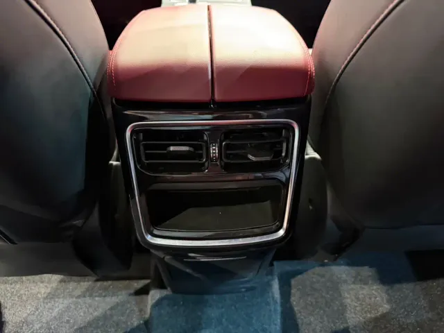 Jetour X70 Plus — Фото автомобиля 13