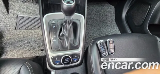 Hyundai Venue Venue 1.6 Modern Plus — Фото автомобиля 12