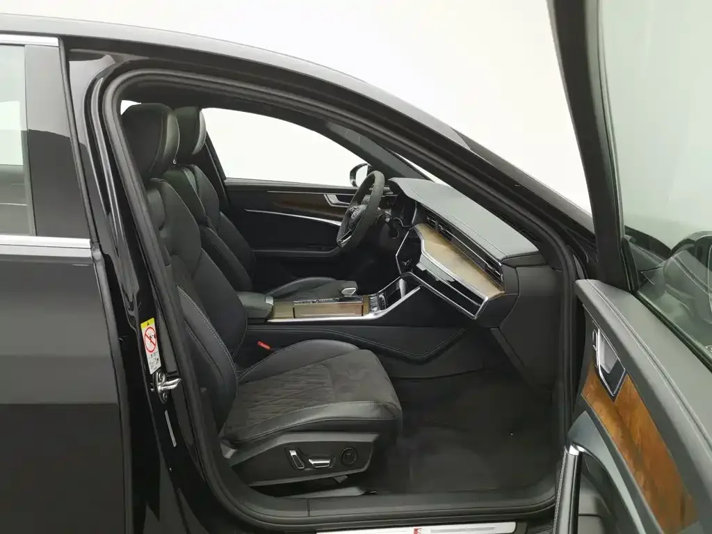 Audi Audi A6L 2023 55 TFSI quattro Premium Dynamic — Фото автомобиля 23