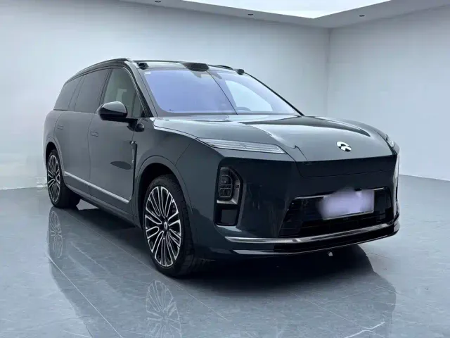 Nio ES8 — Фото автомобиля 3