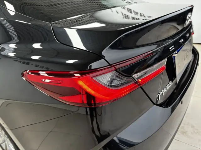 Toyota Camry — Фото автомобиля 9