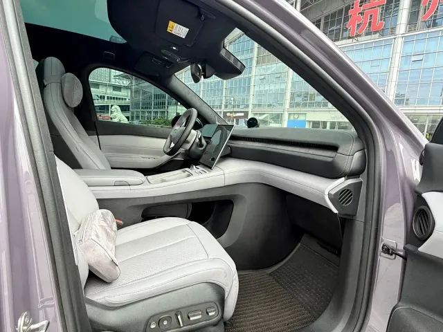 Nio EC6 — Фото автомобиля 14