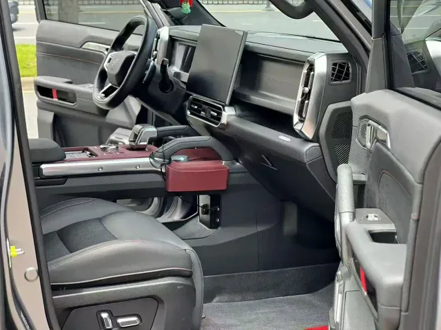 Jetour T2 — Фото автомобиля 4
