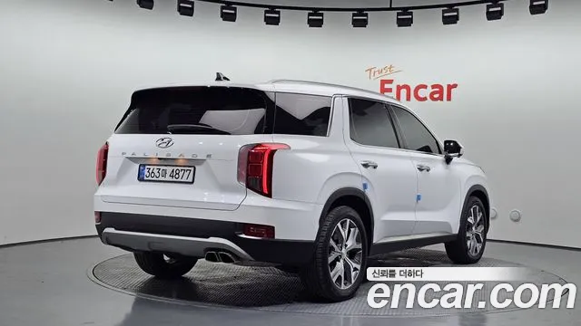 Hyundai Palisade Palisade Дизель 2.2 2WD — Фото автомобиля 2