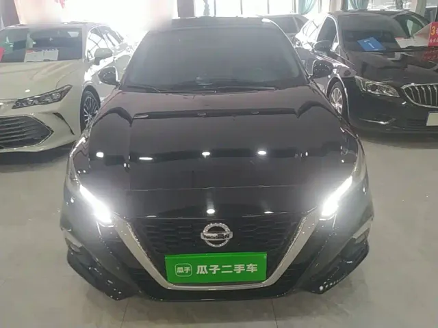 Nissan Teana — Фото автомобиля 2