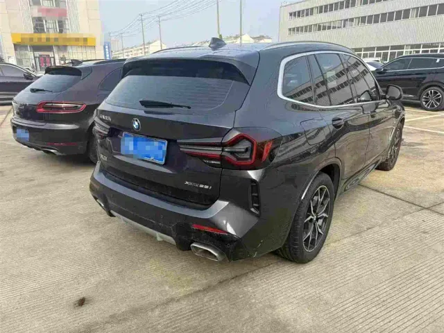 BMW X3 — Фото автомобиля 3