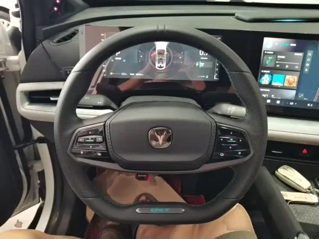 Changan UNI-T — Фото автомобиля 10