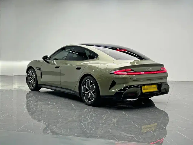 Xiaomi SU7 — Фото автомобиля 4