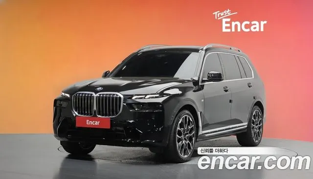 Фотография автомобиля — BMW X7 G07