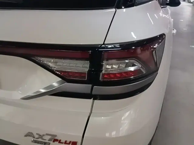 Dongfeng Fengshen AX7 — Фото автомобиля 7