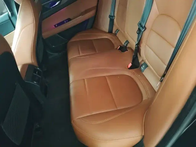 Jaguar XEL — Фото автомобиля 16