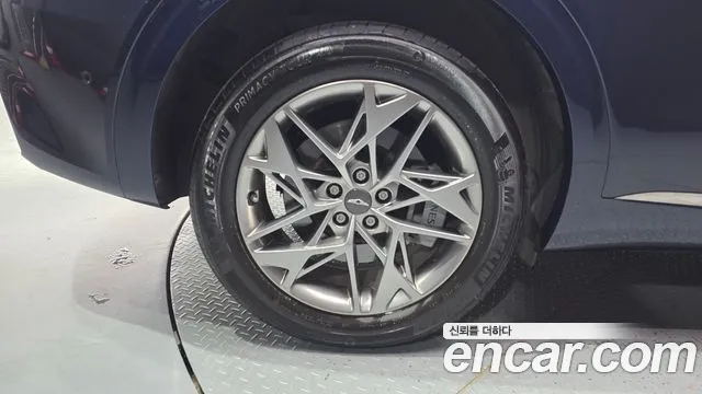 Genesis GV70 — Фото автомобиля 5