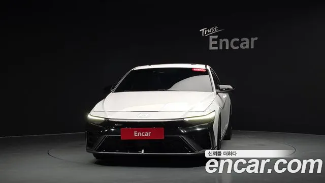 Hyundai Avante CN7 — Фото автомобиля 2