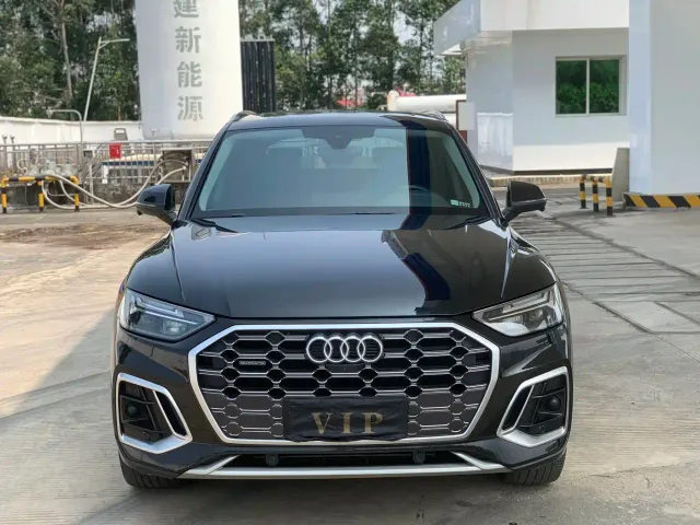 Audi Q5L — Фото автомобиля 2