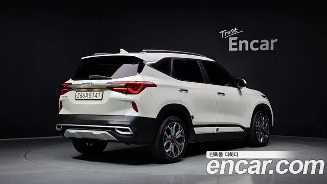 Kia Seltos Seltos Бензин 1.6 турбо 2WD — Фото автомобиля 2