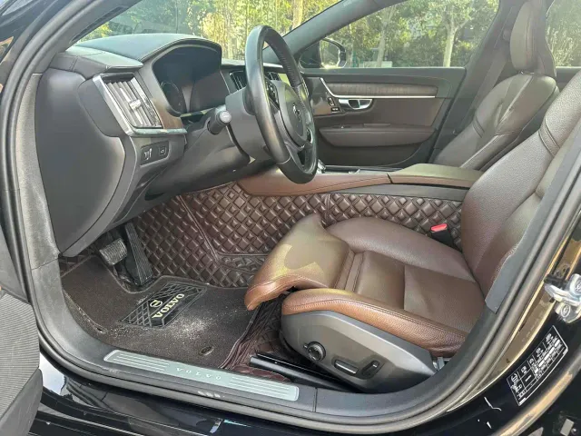 Volvo S90 — Фото автомобиля 5