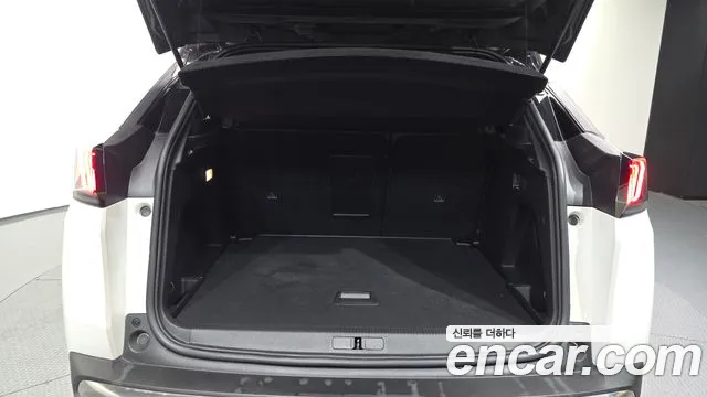 Peugeot 3008 — Фото автомобиля 5