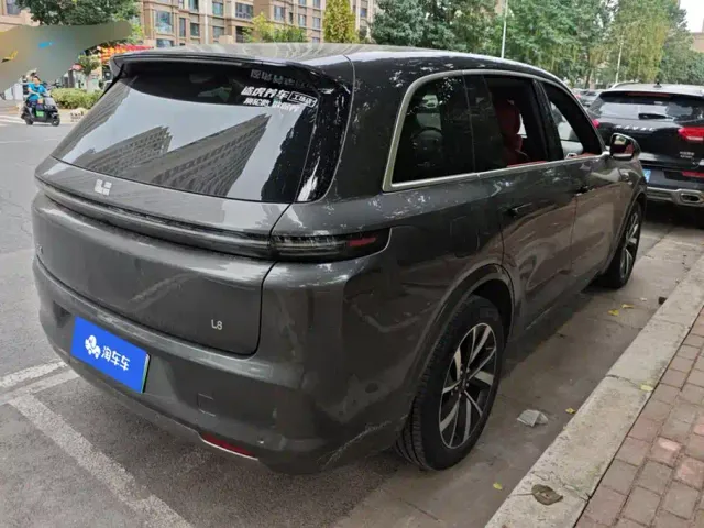 Li Auto L8 — Фото автомобиля 3