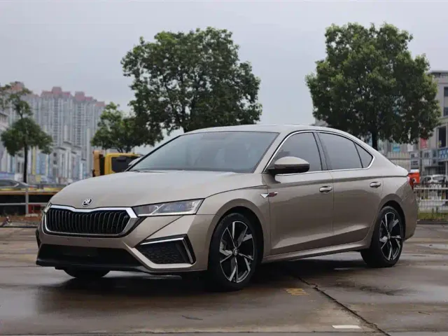 Фотография автомобиля — Skoda Octavia