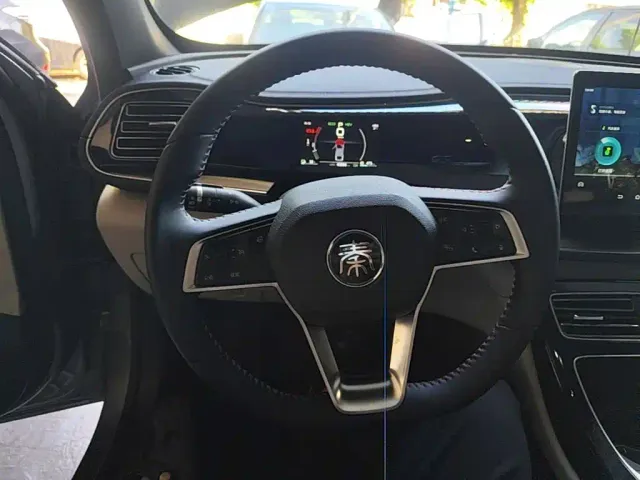 BYD Qin PLUS — Фото автомобиля 10