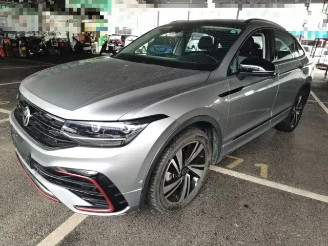 Фотография автомобиля — Volkswagen Tiguan X
