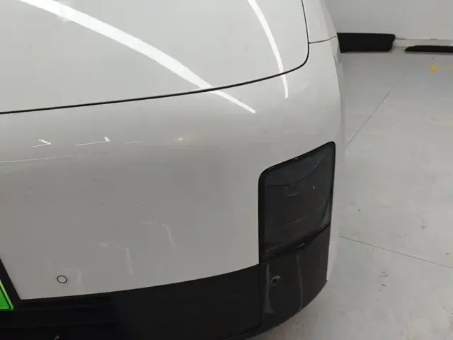 Li Auto MEGA — Фото автомобиля 17