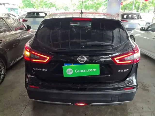 Nissan Qashqai — Фото автомобиля 5
